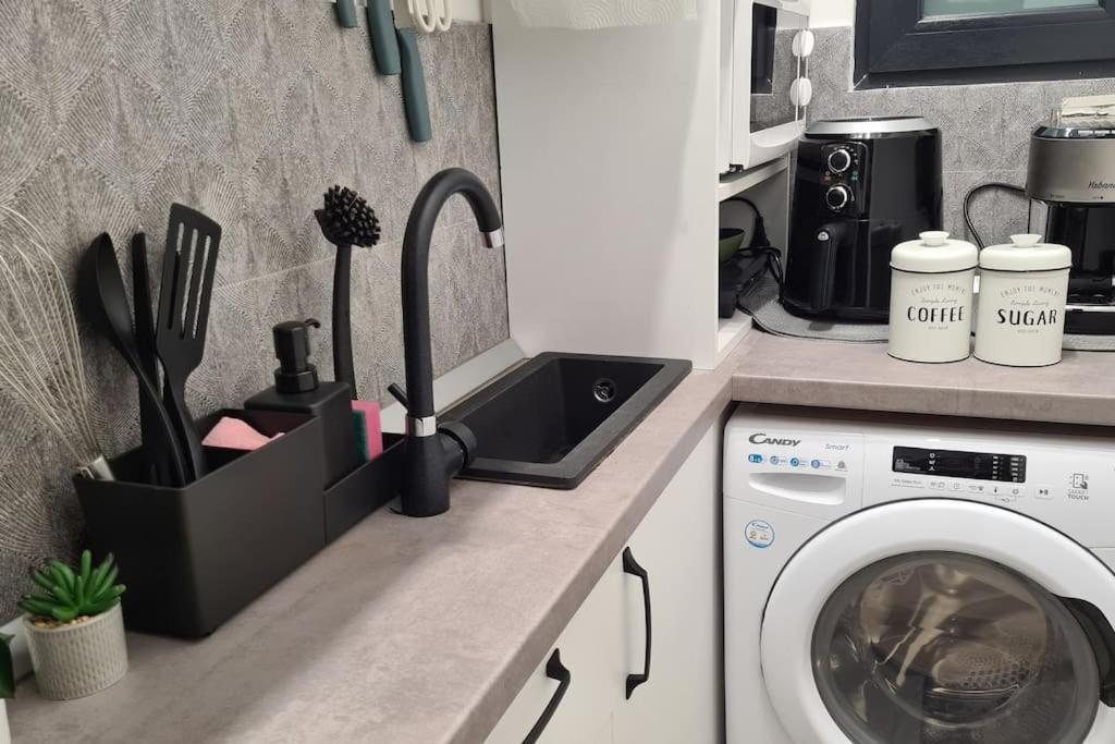 Cosy And Stylish Studio Βουκουρέστι Εξωτερικό φωτογραφία